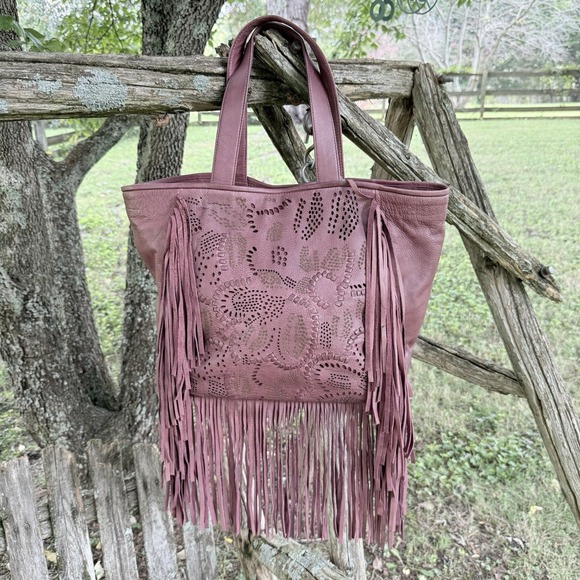 Frye Vivian Leather Fringe Tote Bag Perforated Boho Shopper Mauve Pink - Picture 1 of 12